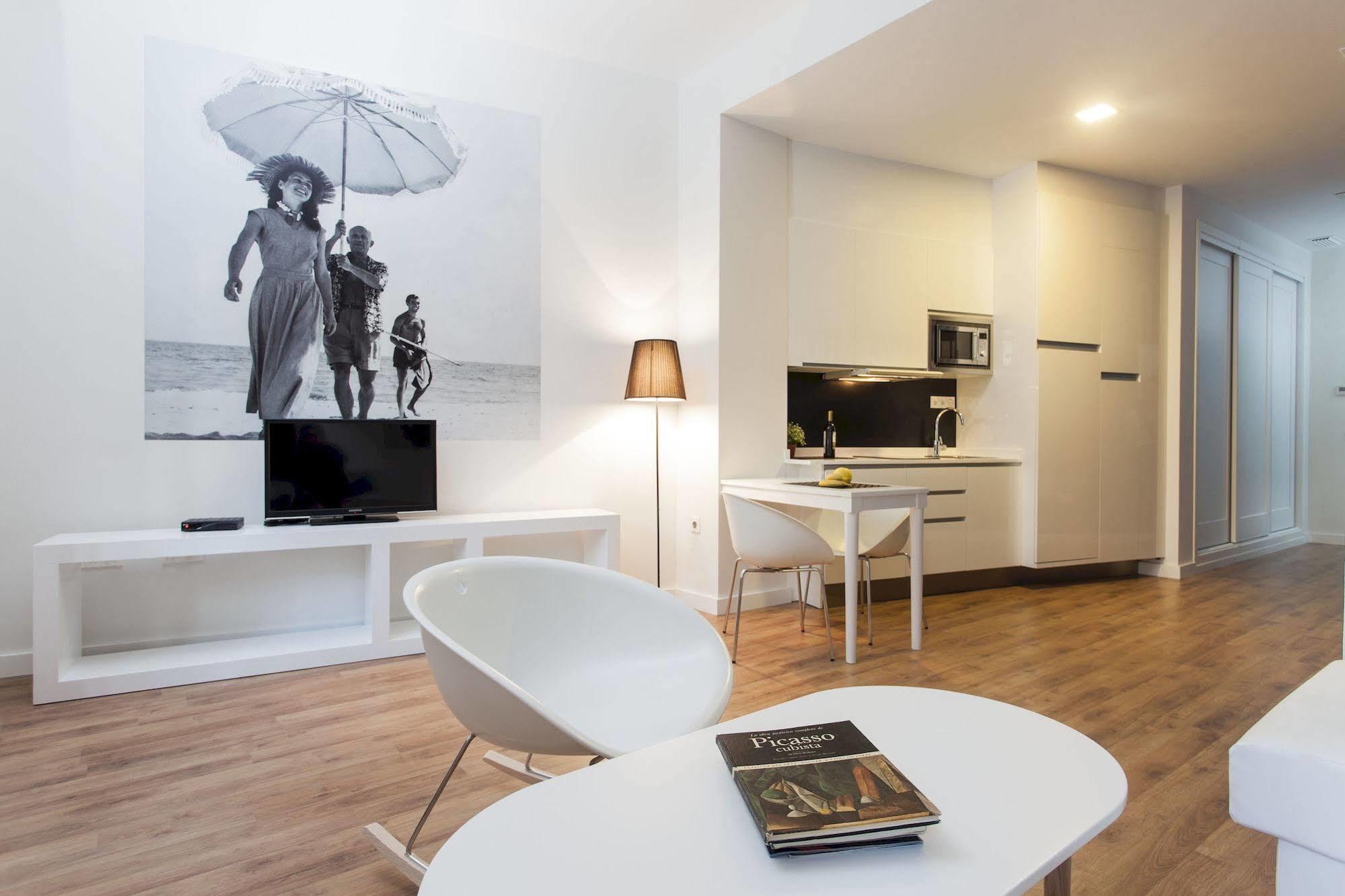Picasso Suites Málaga Exterior foto