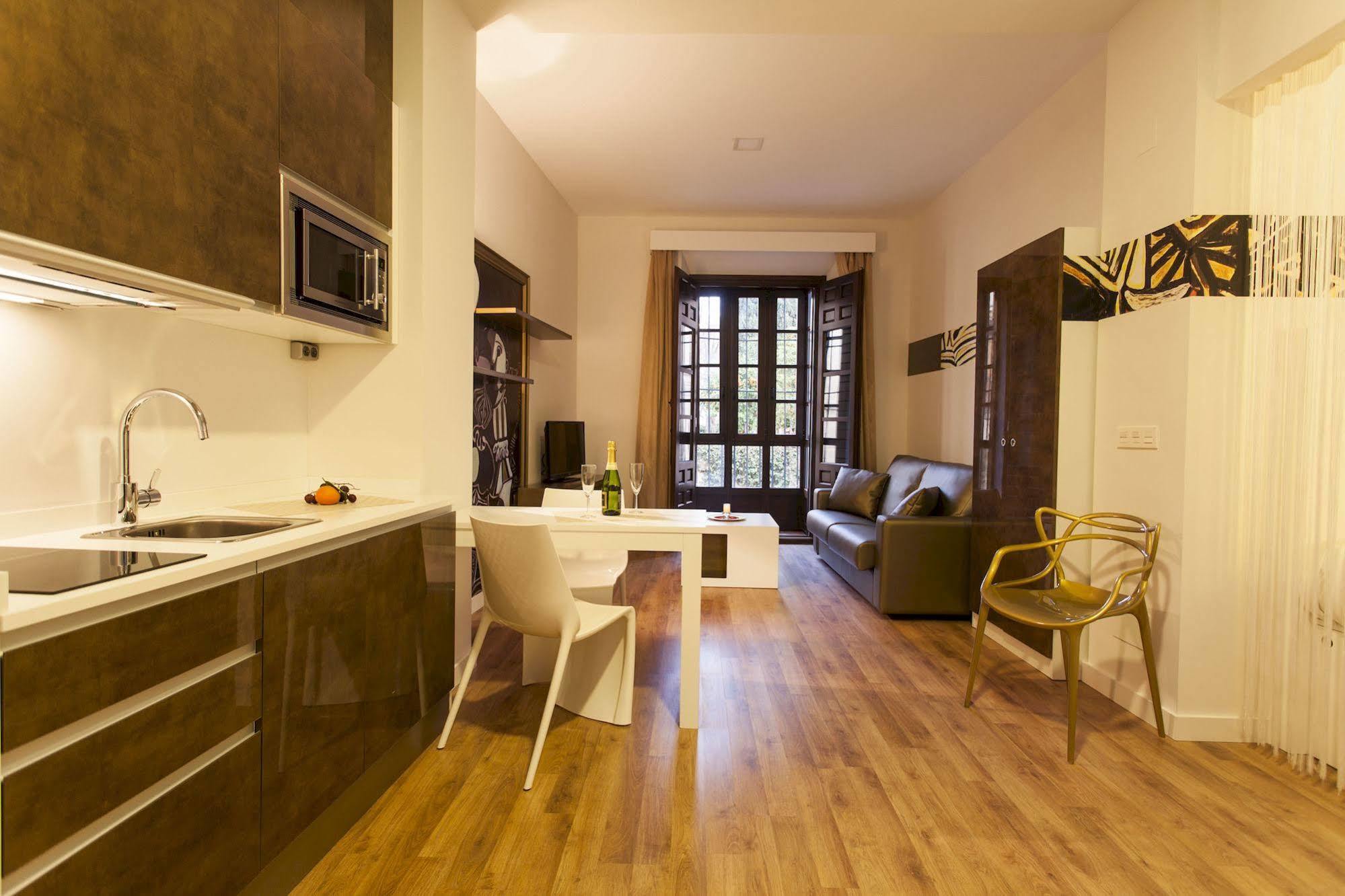 Picasso Suites Málaga Exterior foto