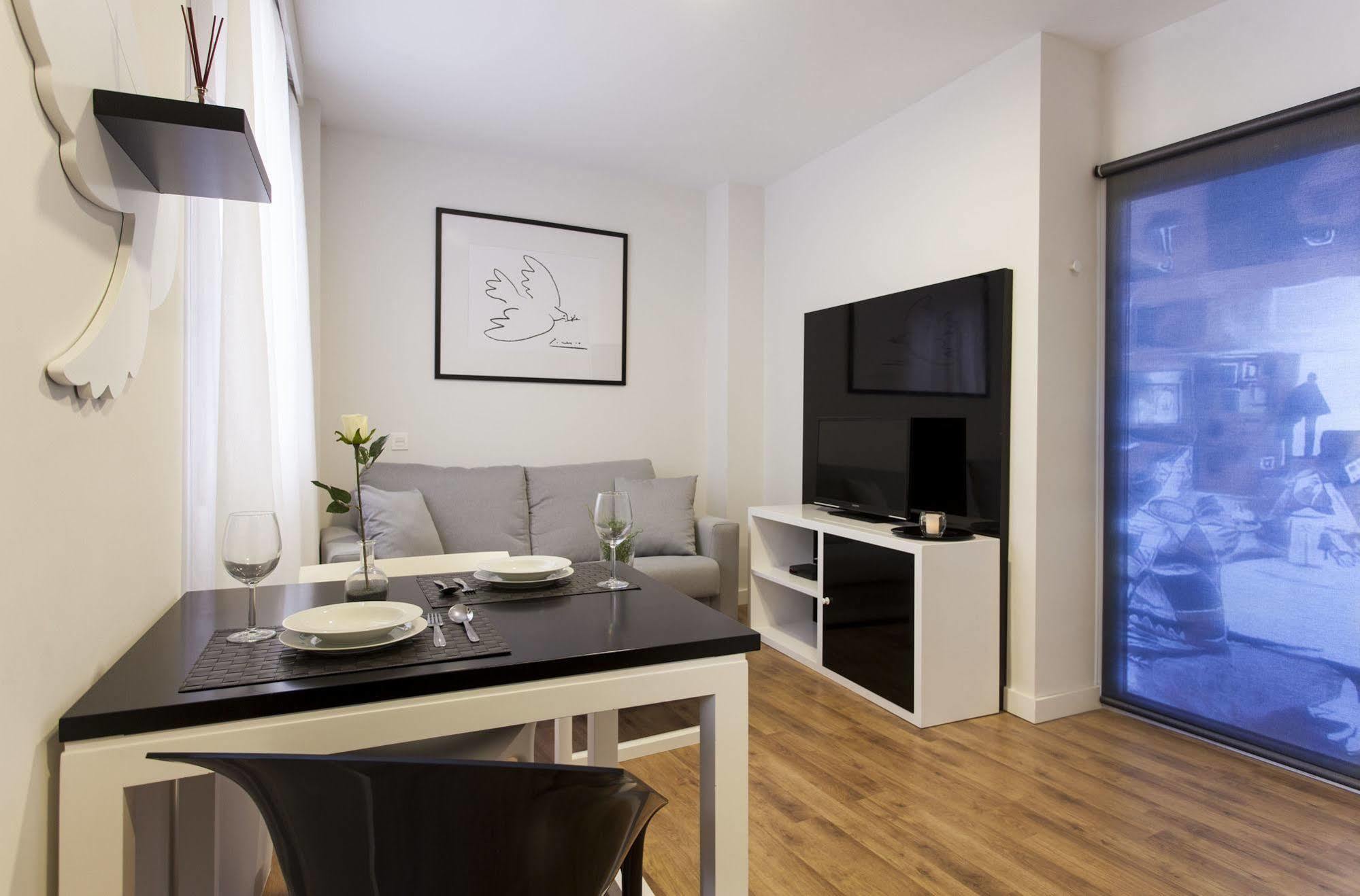 Picasso Suites Málaga Exterior foto